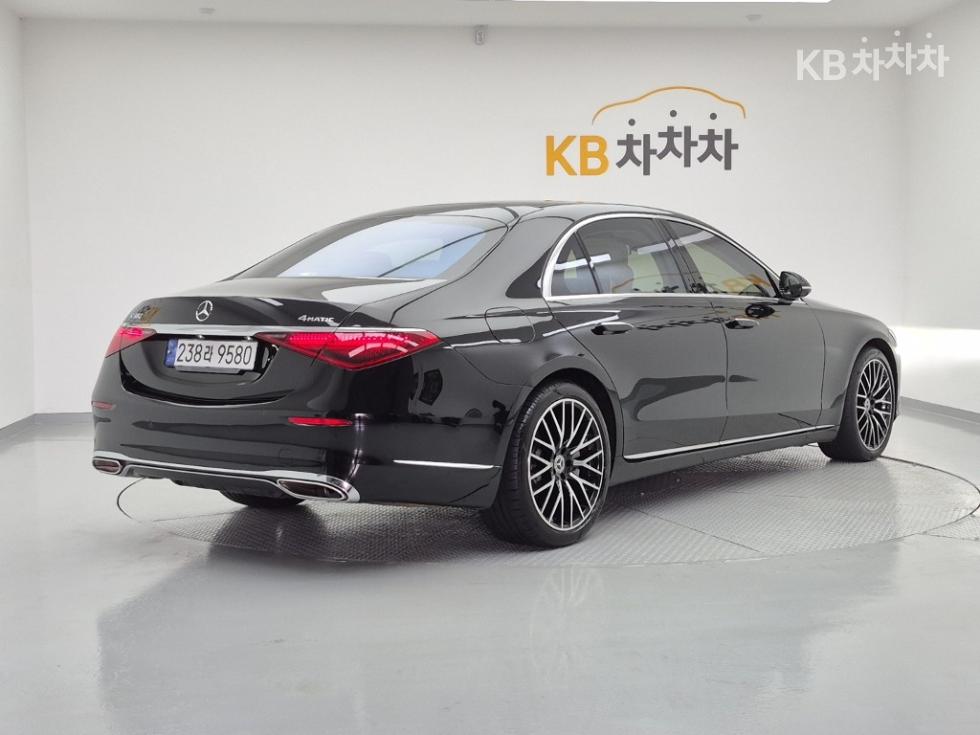 Mercedes-Benz S-klasse — miniaturë 4