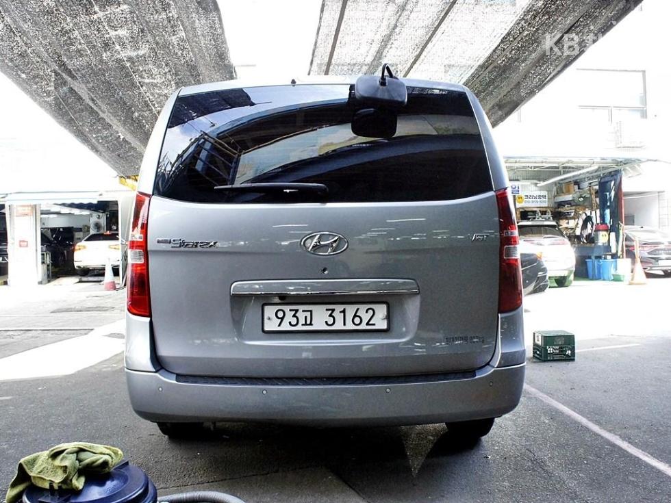Hyundai Starex — miniaturë 3