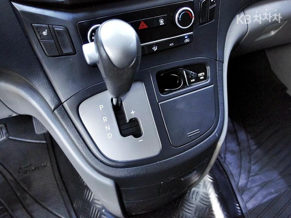 Hyundai Starex — miniaturë 10