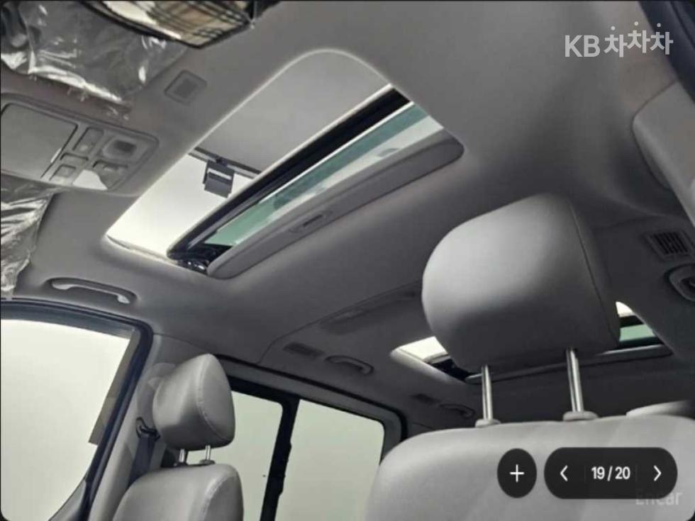 Hyundai Starex — miniaturë 9