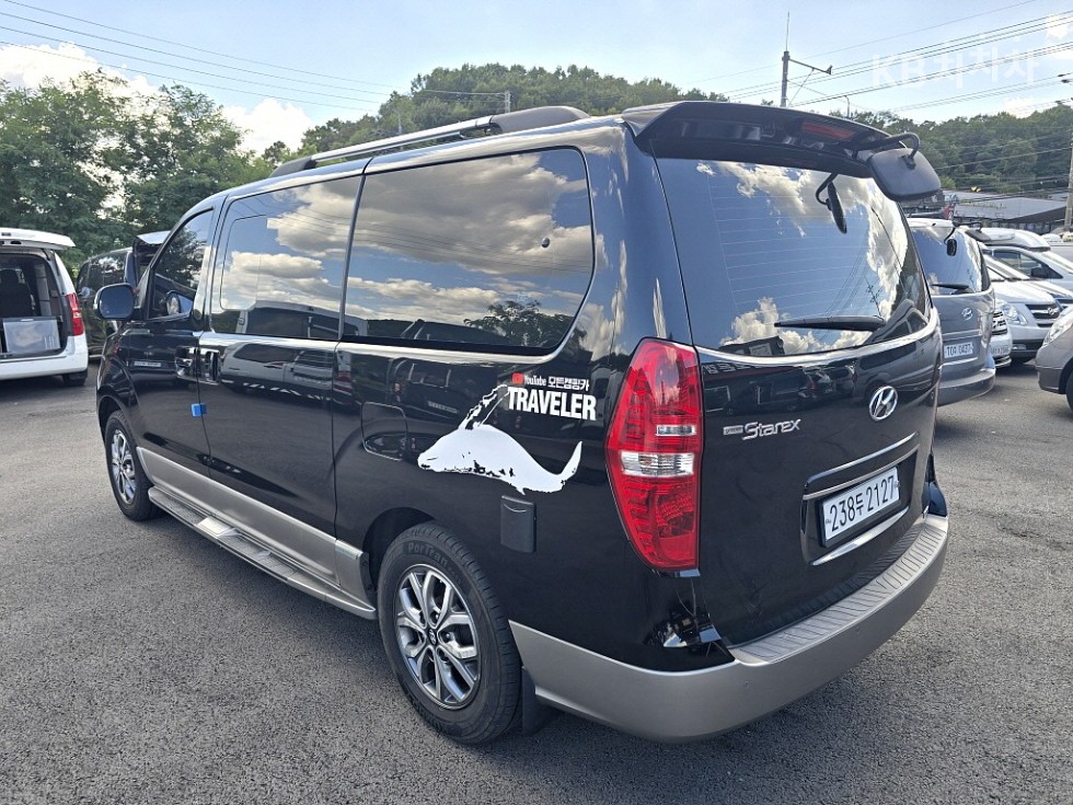 Hyundai Starex — miniaturë 5