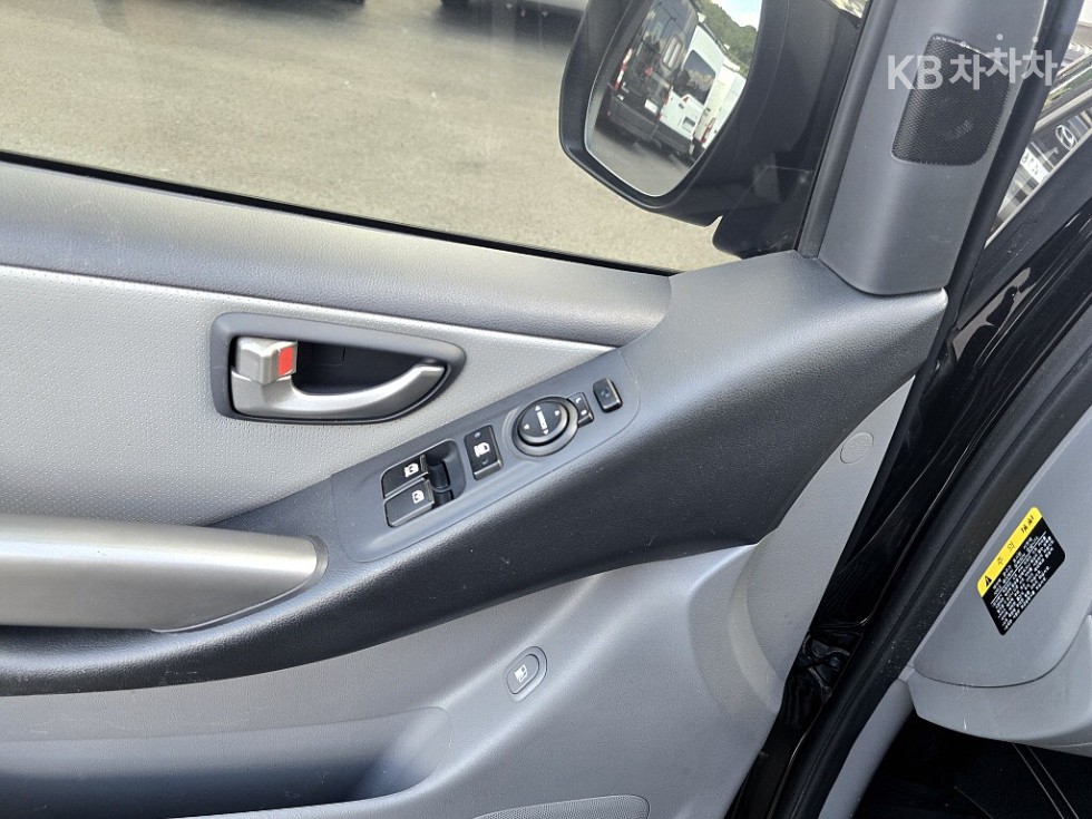 Hyundai Starex — miniaturë 8