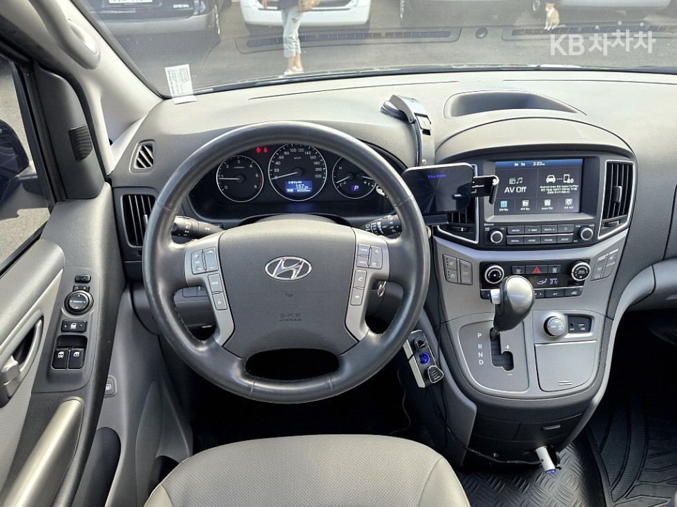 Hyundai Starex — miniaturë 15