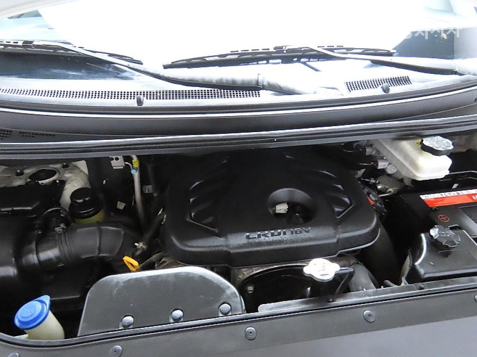 Hyundai Starex — miniaturë 7