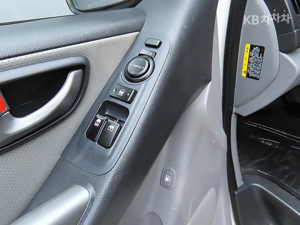 Hyundai Starex — miniaturë 13