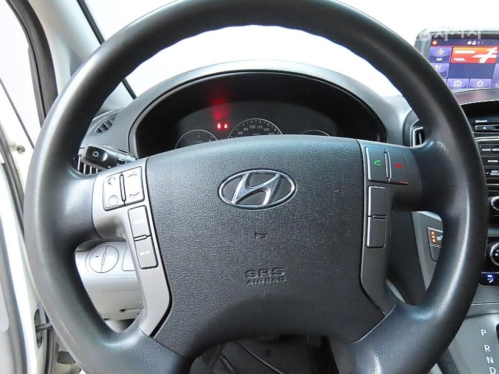 Hyundai Starex — miniaturë 18