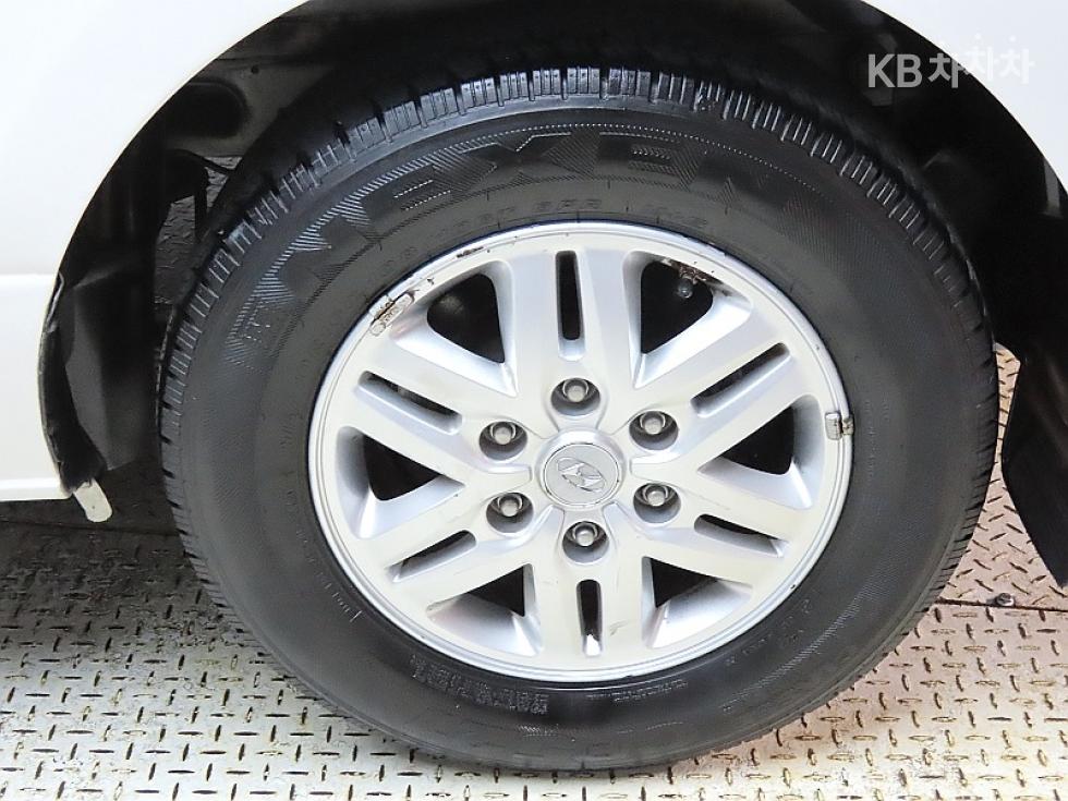 Hyundai Starex — miniaturë 20