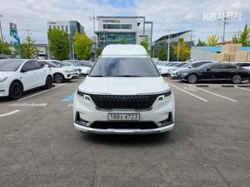 Kia Carnival 하이리무진 D2.2 9인승 시그니처 — foto 1