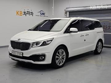Kia Carnival 9인승 2.2 디젤 프레스티지 — foto 1