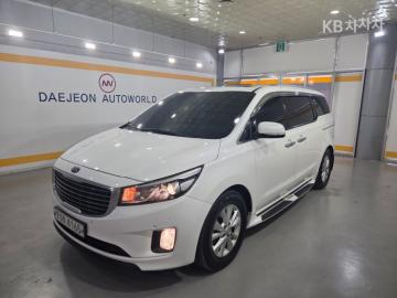 Kia Carnival 11인승 2.2 디젤 럭셔리 — foto 1