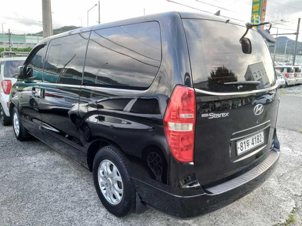 Hyundai Starex — miniaturë 4