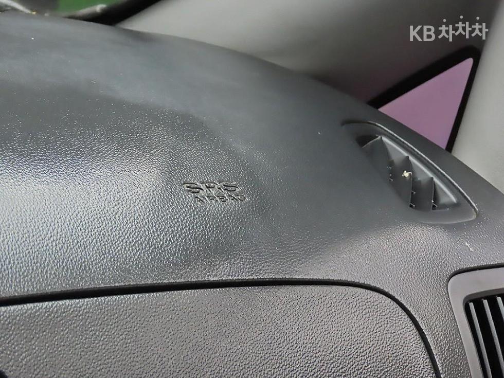Hyundai Starex — miniaturë 18