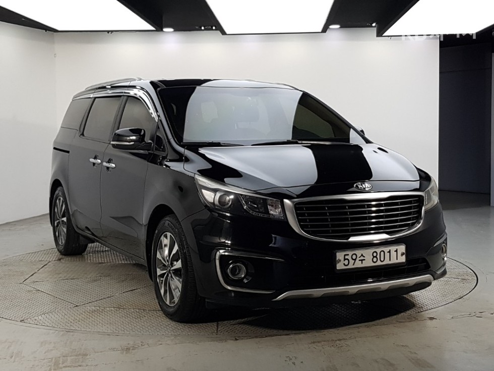 Kia Carnival — miniaturë 2