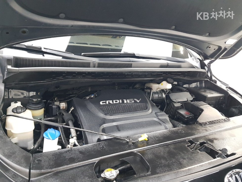 Kia Carnival — miniaturë 6
