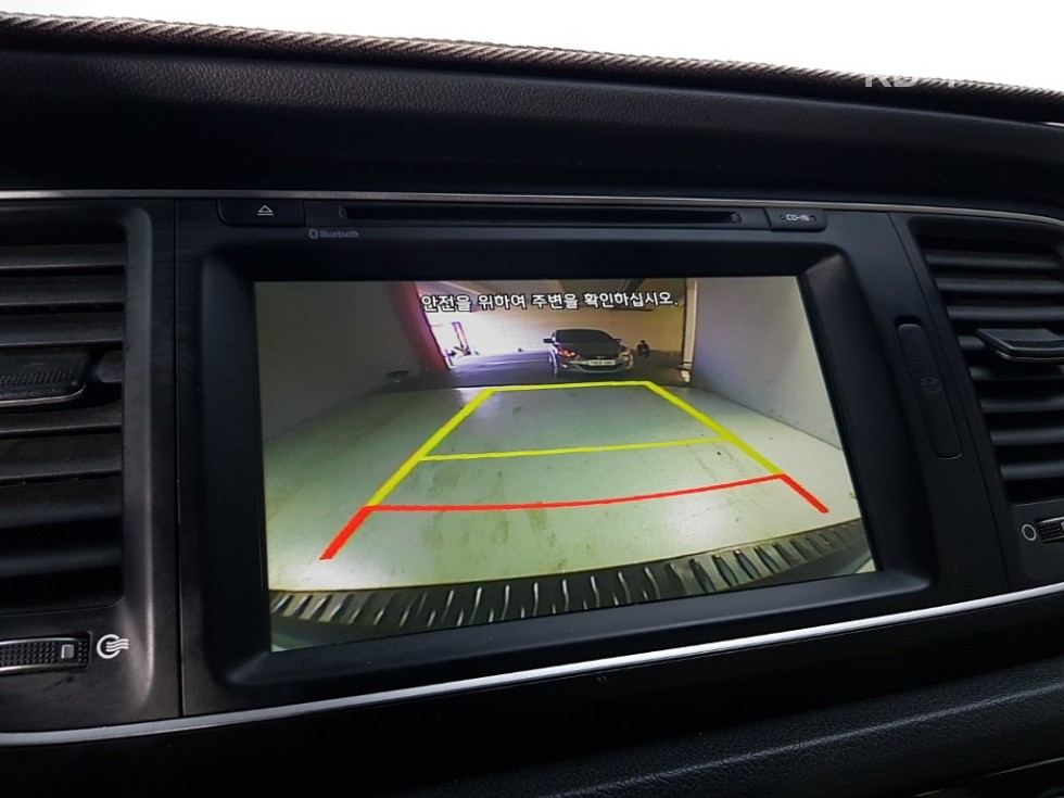 Kia Carnival — miniaturë 15