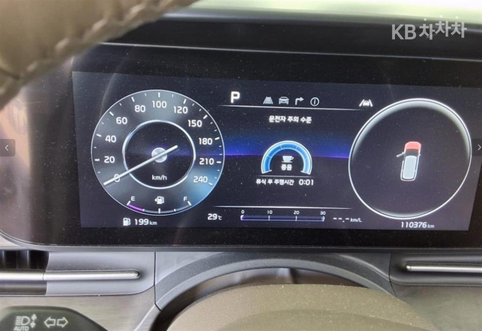 Kia Carnival — miniaturë 8
