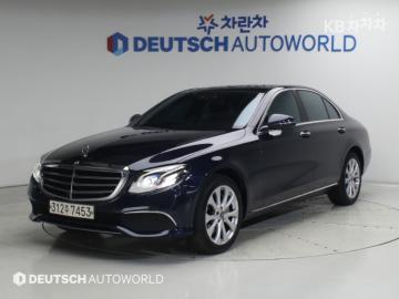 Mercedes-Benz E-klasse E300 4Matic Exclusive — foto 1