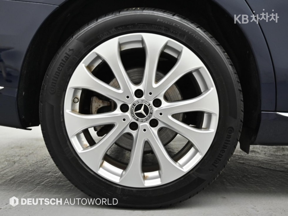 Mercedes-Benz E-klasse — miniaturë 5