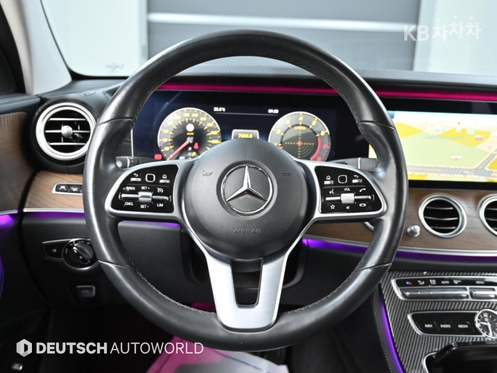 Mercedes-Benz E-klasse — miniaturë 13