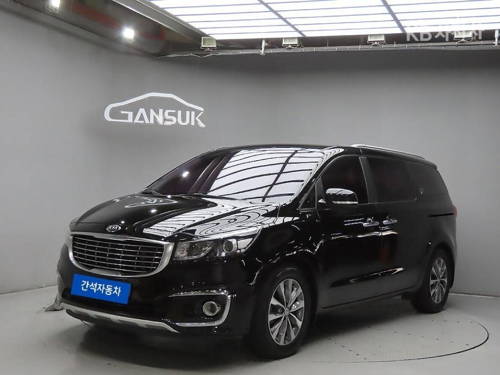 Kia Carnival — miniaturë 2