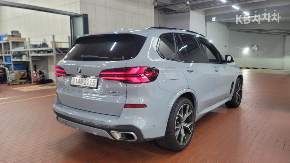 BMW X5 — miniaturë 4