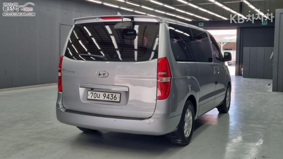 Hyundai Starex — miniaturë 2