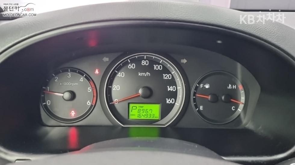 Hyundai Starex — miniaturë 5