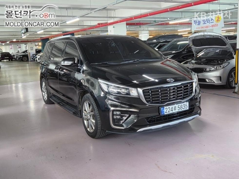 Kia Carnival — miniaturë 3