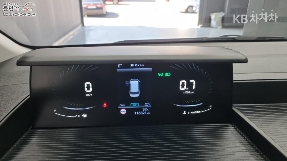 Hyundai Staria — miniaturë 5