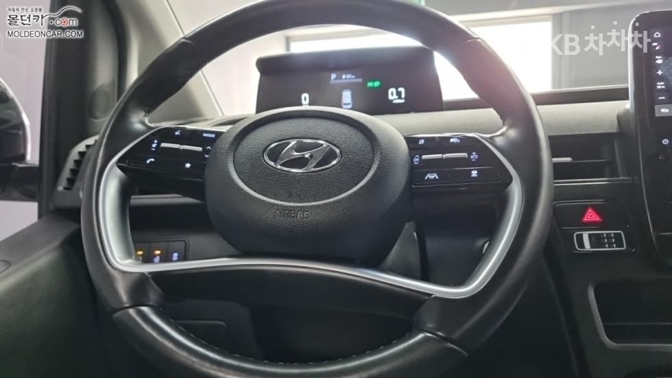 Hyundai Staria — miniaturë 11
