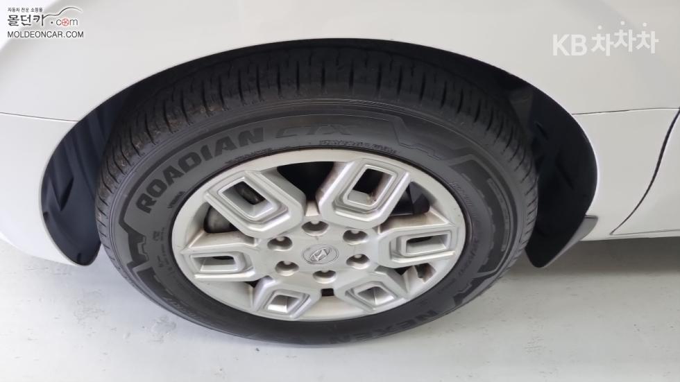 Hyundai Staria — miniaturë 6