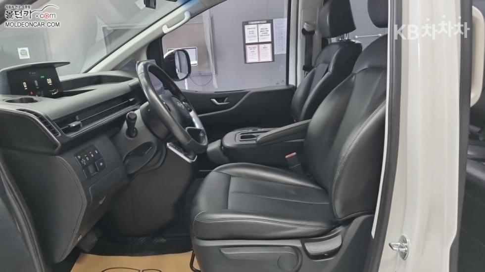 Hyundai Staria — miniaturë 9