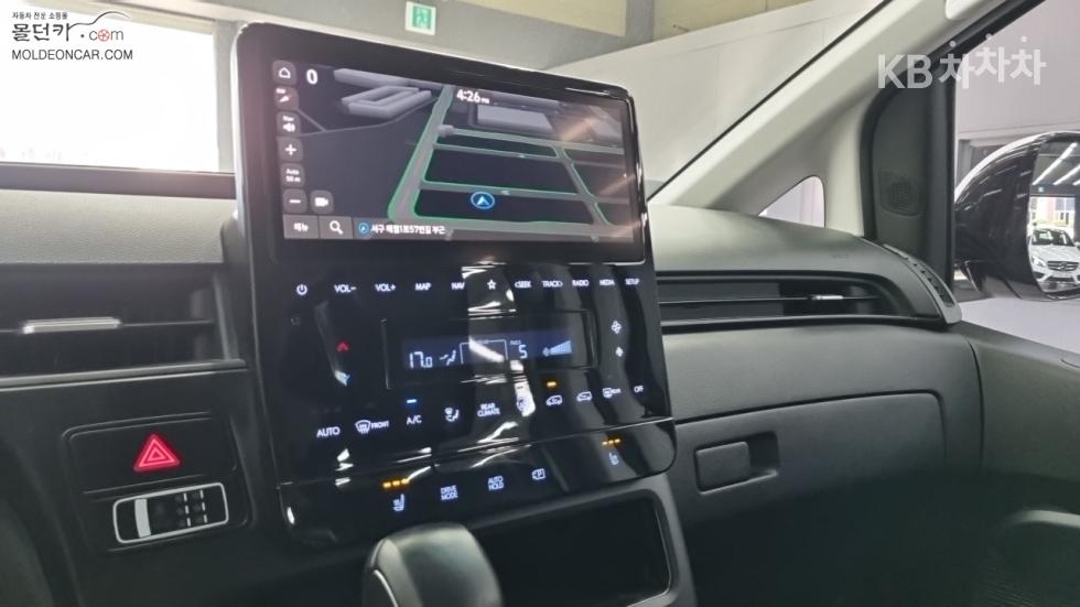 Hyundai Staria — miniaturë 12