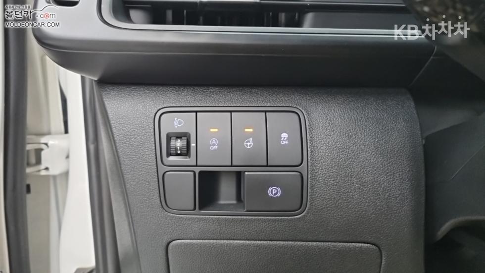 Hyundai Staria — miniaturë 16