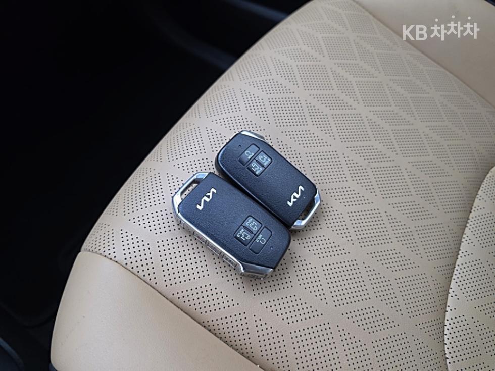 Kia Carnival — miniaturë 24