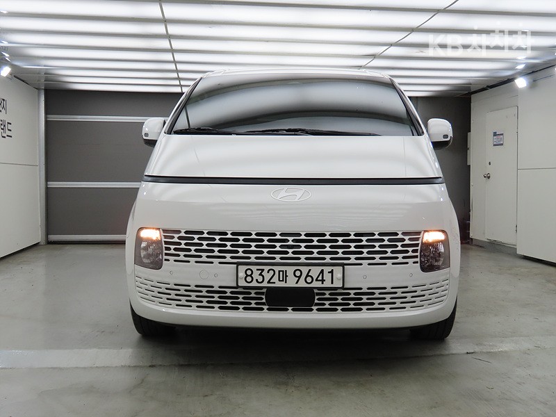 Hyundai Staria — miniaturë 2