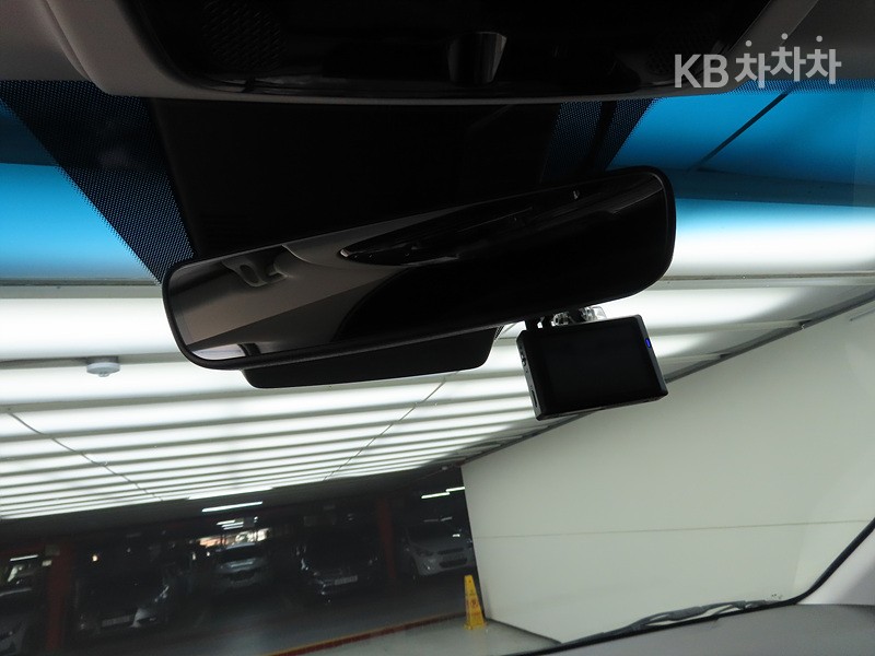 Hyundai Staria — miniaturë 13