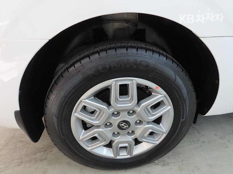 Hyundai Staria — miniaturë 20