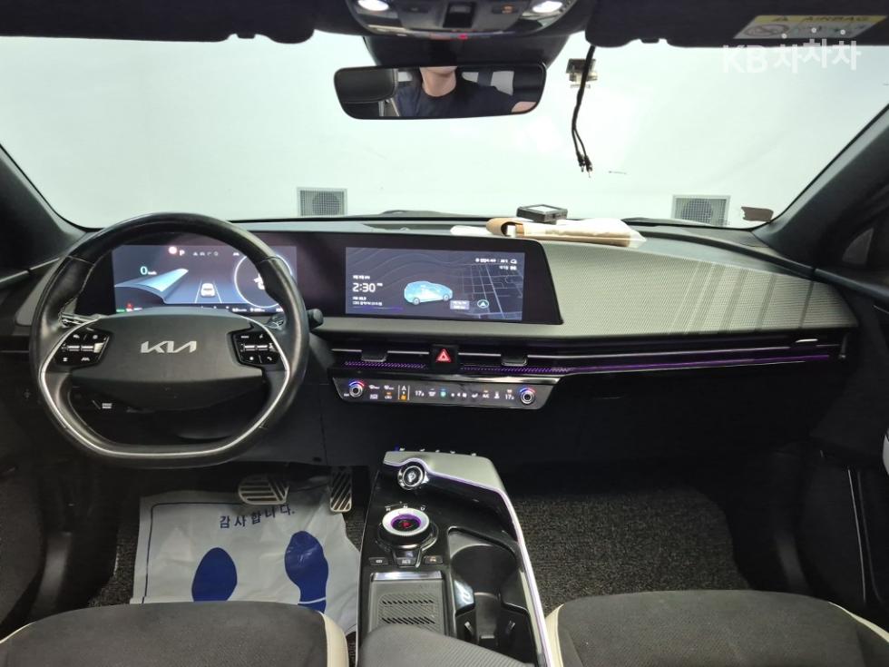 Kia EV6 — miniaturë 7