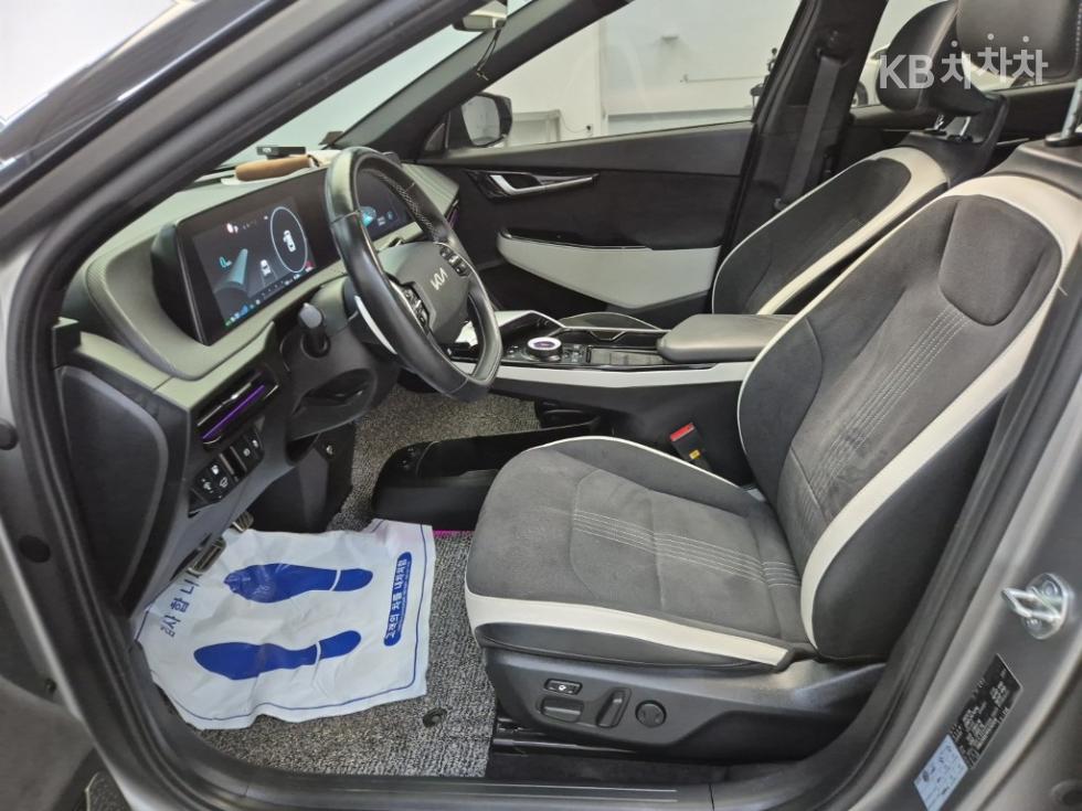 Kia EV6 — miniaturë 11