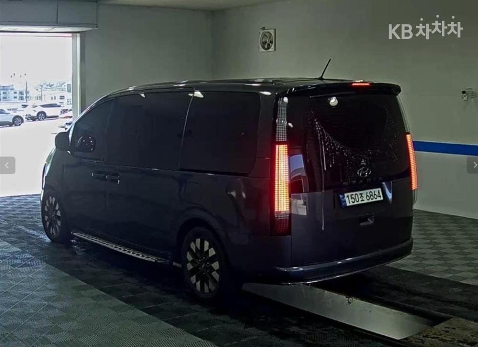 Hyundai Staria — miniaturë 5