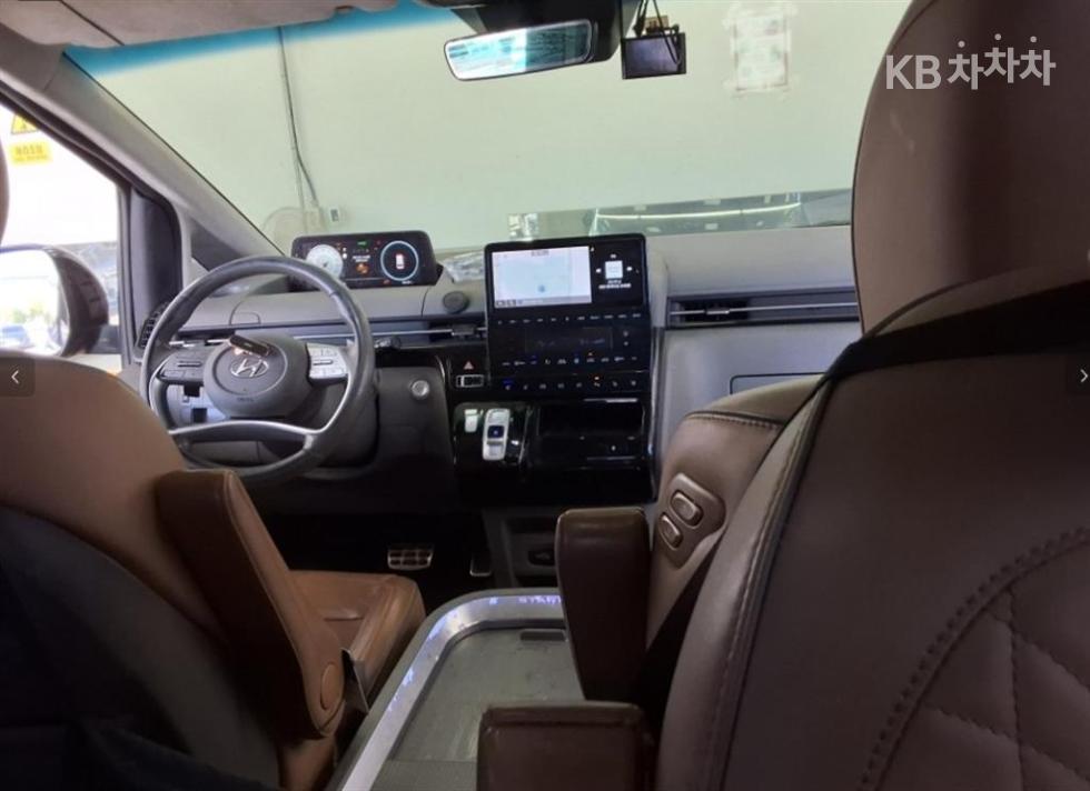 Hyundai Staria — miniaturë 9