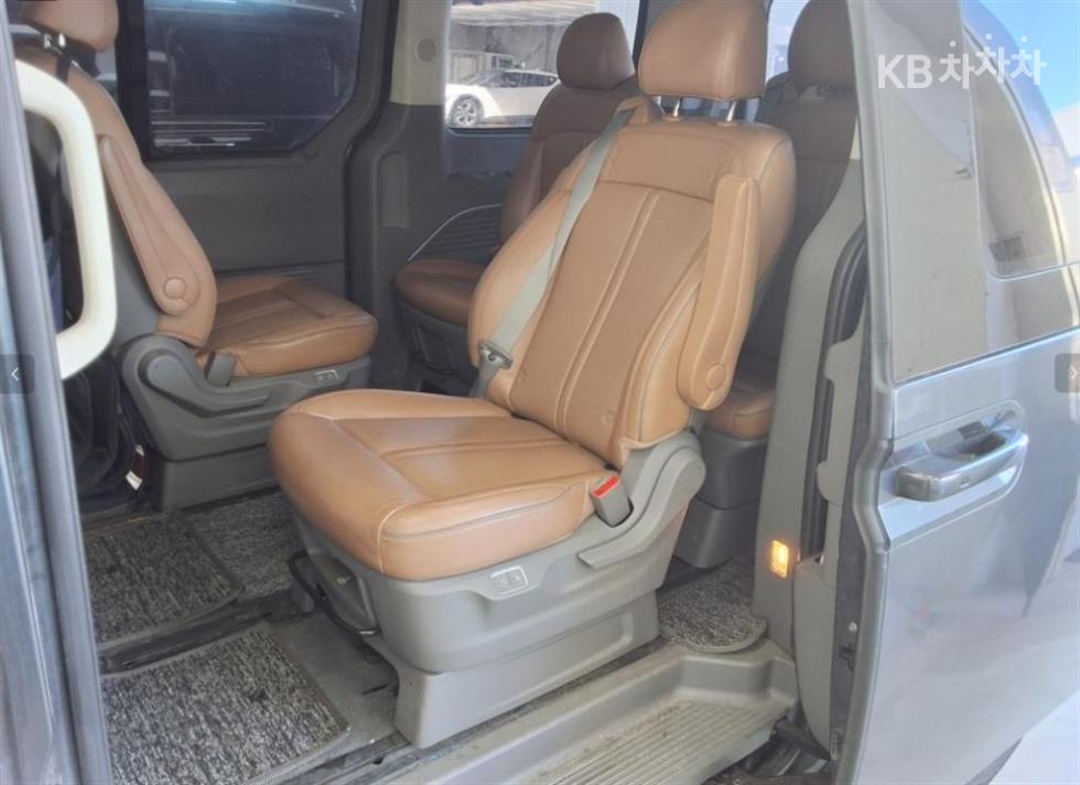 Hyundai Staria — miniaturë 10