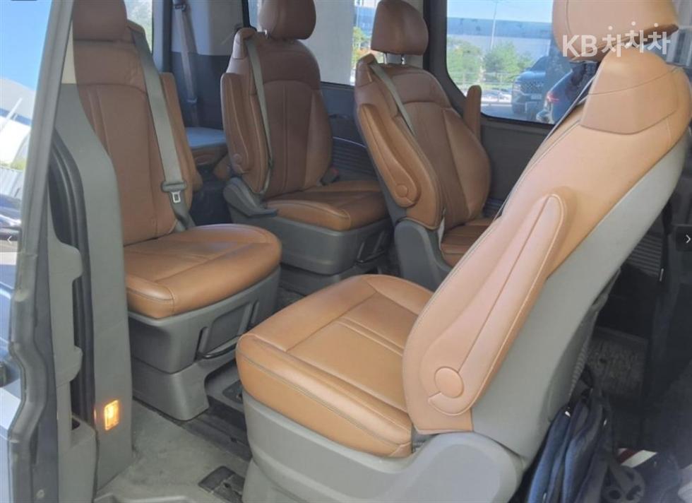 Hyundai Staria — miniaturë 11