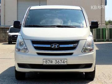Hyundai Starex 5인승 밴 CVX 럭셔리 — foto 1