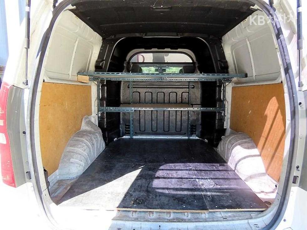 Hyundai Starex — miniaturë 15