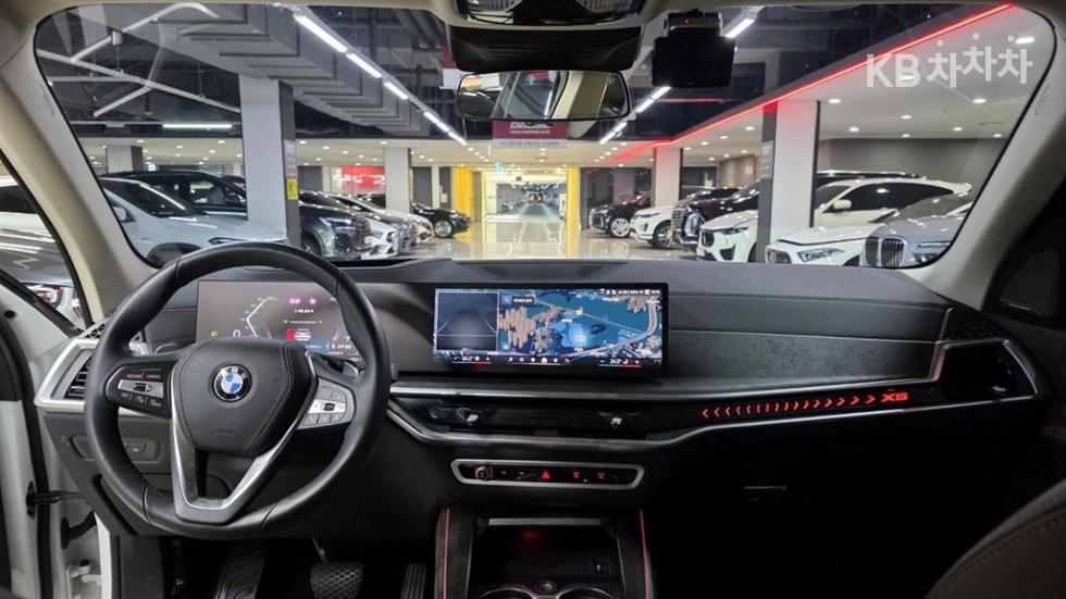 BMW X5 — miniaturë 9
