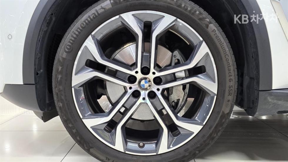 BMW X5 — miniaturë 20