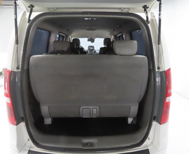 Hyundai Starex — miniaturë 16