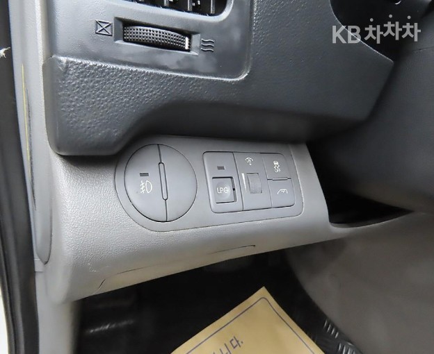 Hyundai Starex — miniaturë 12